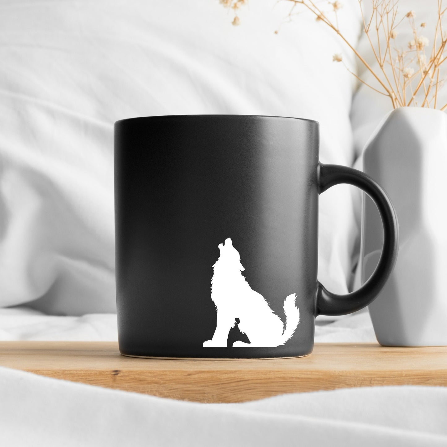 Howling Wolf | Wild Animal Graphic Art | Black and White Instant Digital Download | PNG, JPG, SVG, eps, dxf